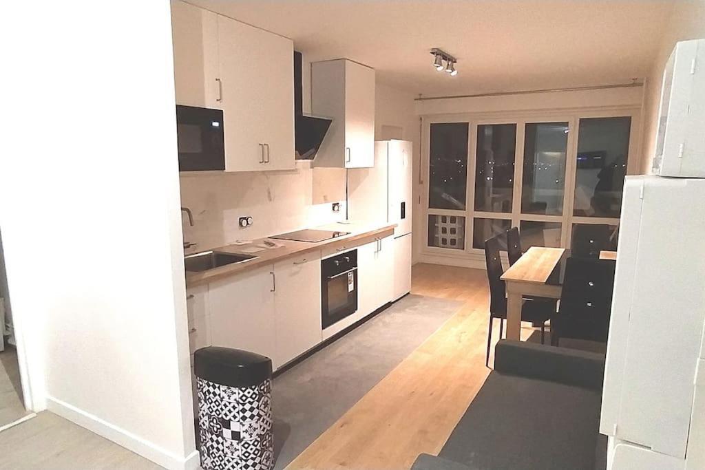 Parisian Cosy Flat With Balcony Apartment Аржантьой Екстериор снимка